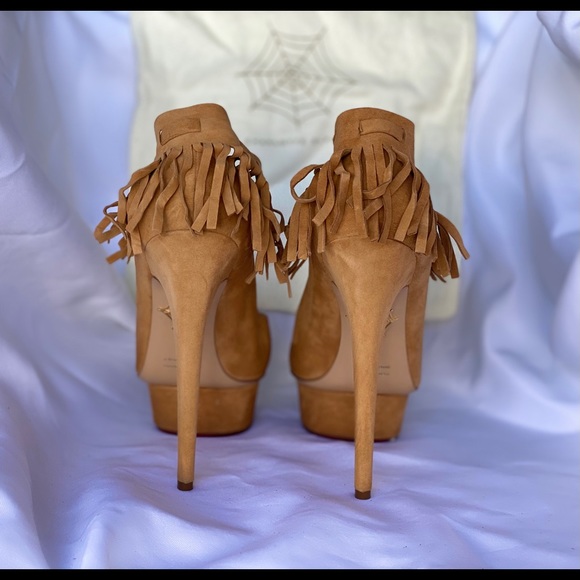 Platform heels - Picture 3 of 6